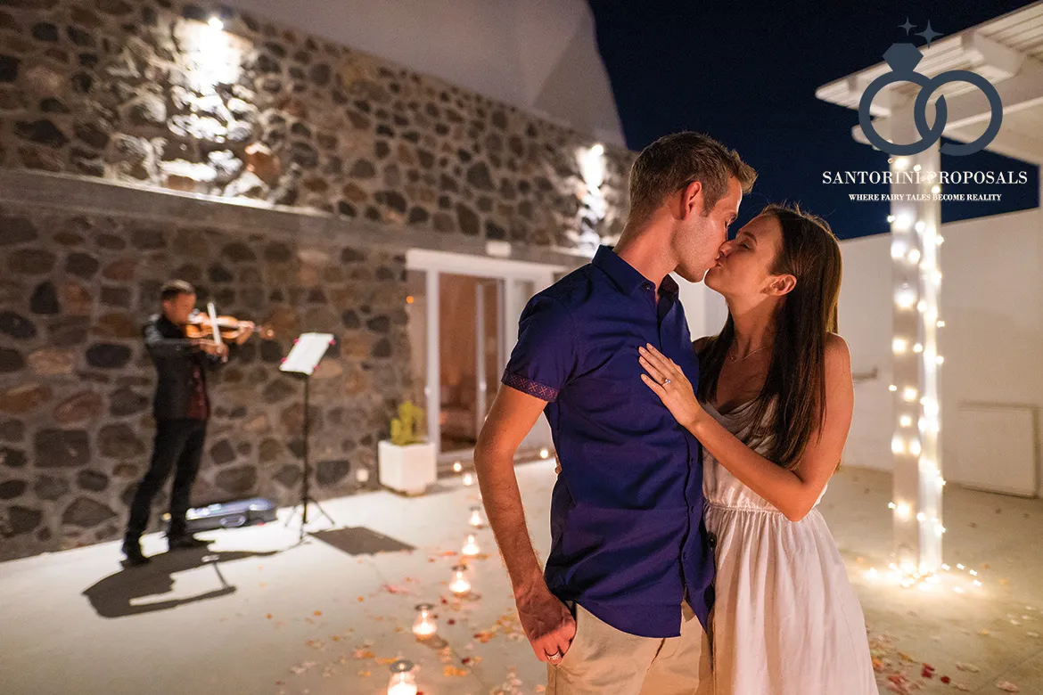 Proposal photographer Santorini