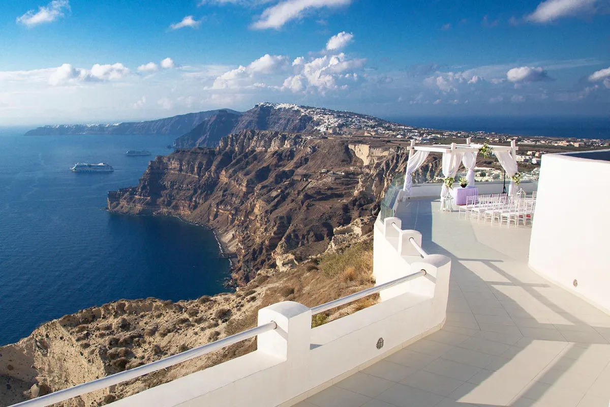 Santo Wines caldera terrace proposal spot
