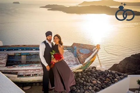 Santorini restaurant proposal